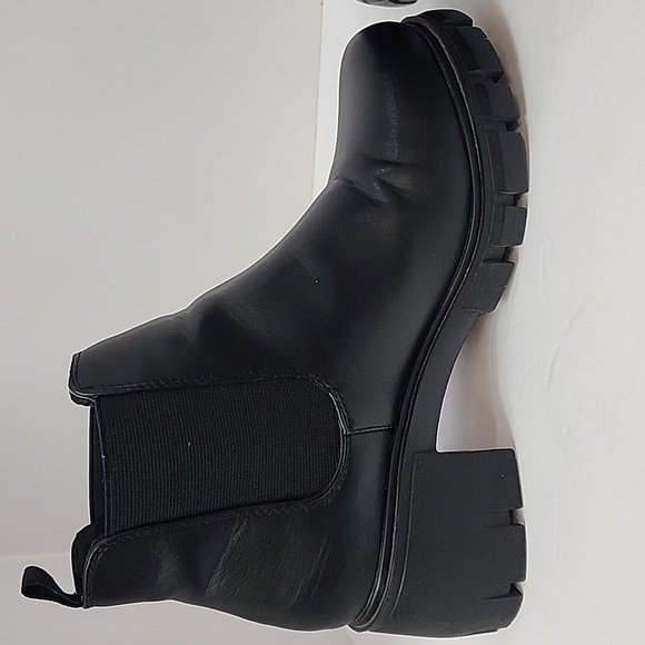 Soda Women's Midnight Black Chunky Heel Ankle Slip In Boots Eastic Sides, sz 9 - Picture 6 of 15